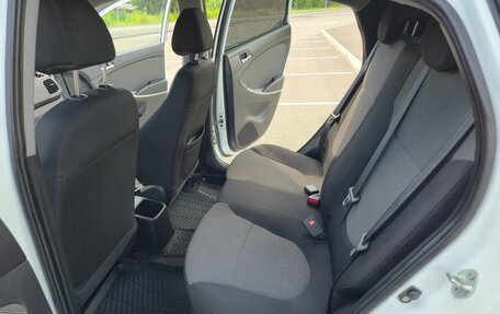 Hyundai Solaris II рестайлинг, 2013 год, 840 000 рублей, 13 фотография