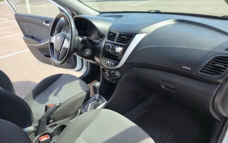 Hyundai Solaris II рестайлинг, 2013 год, 840 000 рублей, 12 фотография
