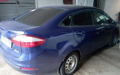 Ford Fiesta, 2015 год, 600 000 рублей, 4 фотография
