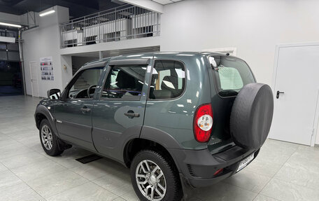 Chevrolet Niva I рестайлинг, 2018 год, 870 000 рублей, 6 фотография