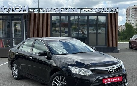 Toyota Camry, 2015 год, 1 980 000 рублей, 2 фотография