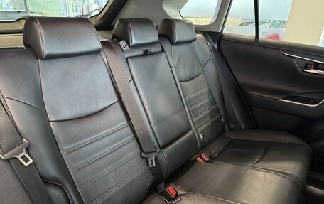 Toyota RAV4, 2020 год, 3 047 000 рублей, 9 фотография