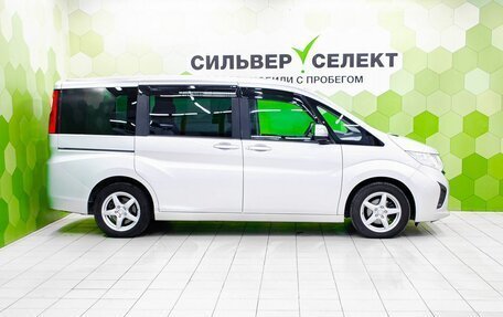 Honda Stepwgn IV, 2018 год, 2 400 000 рублей, 8 фотография