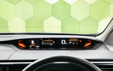 Honda Stepwgn IV, 2018 год, 2 400 000 рублей, 17 фотография