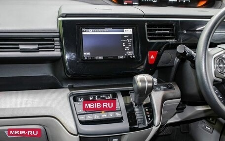 Honda Stepwgn IV, 2018 год, 2 400 000 рублей, 18 фотография