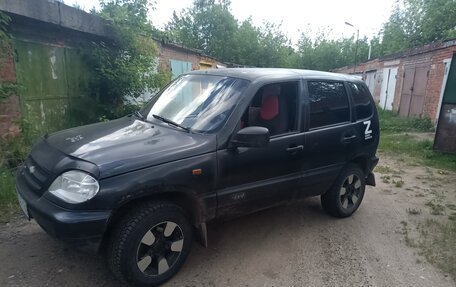 Chevrolet Niva I рестайлинг, 2006 год, 100 000 рублей, 2 фотография