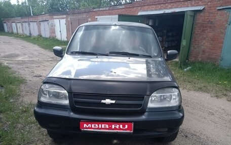 Chevrolet Niva I рестайлинг, 2006 год, 100 000 рублей, 1 фотография