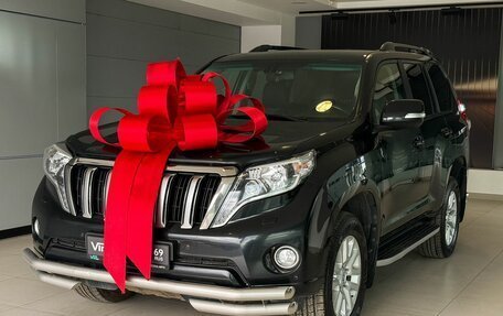 Toyota Land Cruiser Prado 150 рестайлинг 2, 2016 год, 3 417 000 рублей, 1 фотография