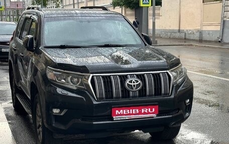 Toyota Land Cruiser Prado 150 рестайлинг 2, 2018 год, 4 250 000 рублей, 1 фотография