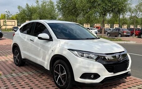 Honda Vezel, 2022 год, 1 230 000 рублей, 1 фотография
