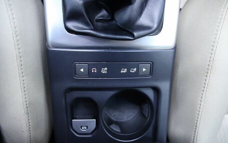 Land Rover Freelander II рестайлинг 2, 2013 год, 1 430 000 рублей, 15 фотография
