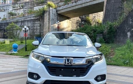 Honda Vezel, 2022 год, 1 252 000 рублей, 2 фотография