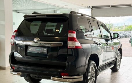 Toyota Land Cruiser Prado 150 рестайлинг 2, 2016 год, 3 417 000 рублей, 6 фотография