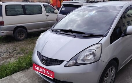 Honda Fit III, 2010 год, 850 000 рублей, 6 фотография