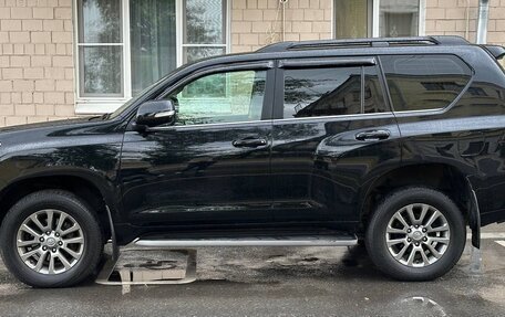 Toyota Land Cruiser Prado 150 рестайлинг 2, 2018 год, 4 250 000 рублей, 2 фотография