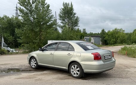 Toyota Avensis III рестайлинг, 2004 год, 749 000 рублей, 7 фотография