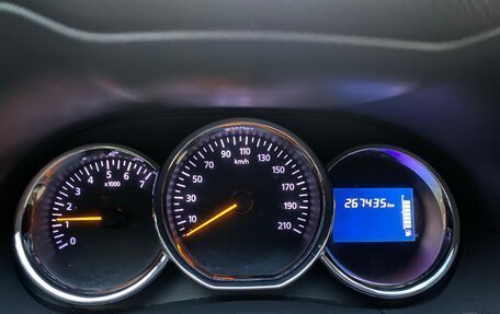 Renault Duster I рестайлинг, 2017 год, 740 000 рублей, 14 фотография