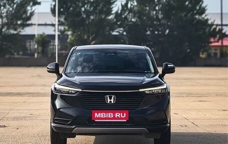 Honda Vezel, 2023 год, 1 680 000 рублей, 2 фотография