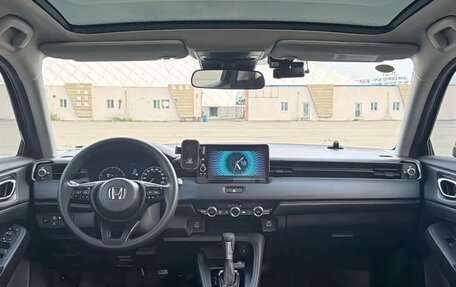 Honda Vezel, 2023 год, 1 680 000 рублей, 9 фотография