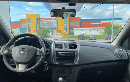 Renault Sandero II рестайлинг, 2014 год, 685 000 рублей, 23 фотография