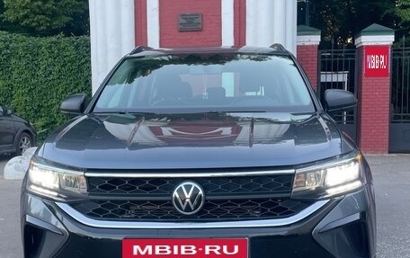 Volkswagen Taos, 2021 год, 2 180 000 рублей, 1 фотография