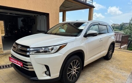 Toyota Highlander III, 2019 год, 3 450 000 рублей, 7 фотография