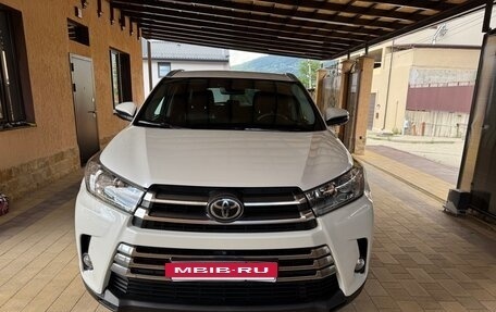 Toyota Highlander III, 2019 год, 3 450 000 рублей, 25 фотография