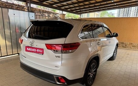 Toyota Highlander III, 2019 год, 3 450 000 рублей, 16 фотография
