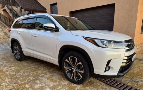 Toyota Highlander III, 2019 год, 3 450 000 рублей, 39 фотография