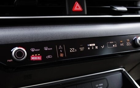 KIA Carnival, 2025 год, 5 650 000 рублей, 14 фотография