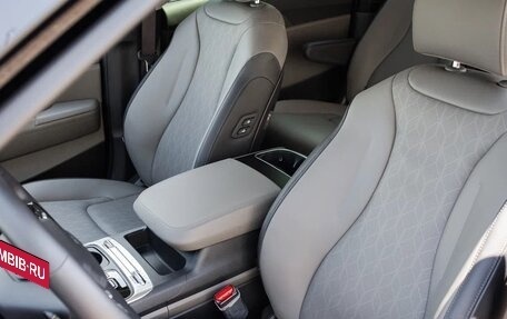 KIA Carnival, 2025 год, 5 650 000 рублей, 22 фотография
