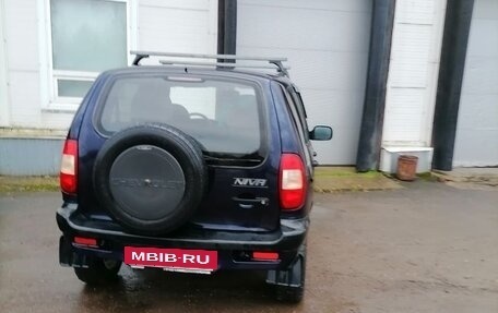 Chevrolet Niva I рестайлинг, 2004 год, 155 000 рублей, 9 фотография