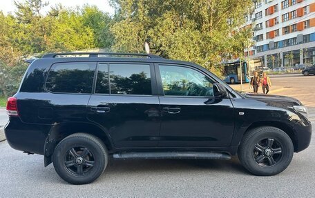 Toyota Land Cruiser 200, 2008 год, 2 300 000 рублей, 7 фотография