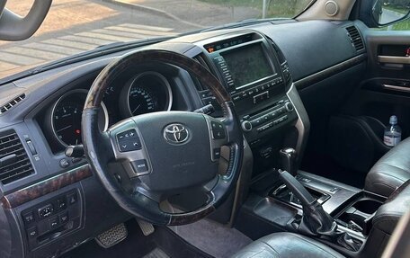 Toyota Land Cruiser 200, 2008 год, 2 300 000 рублей, 13 фотография