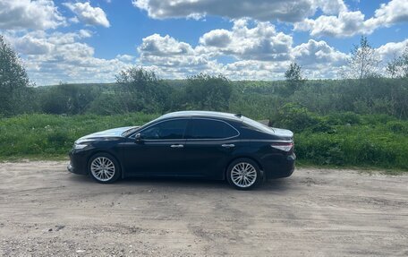 Toyota Camry, 2021 год, 3 000 000 рублей, 3 фотография