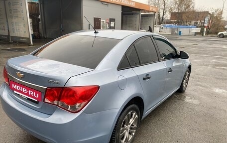Chevrolet Cruze II, 2011 год, 510 000 рублей, 3 фотография