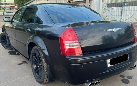 Chrysler 300C II, 2004 год, 760 000 рублей, 3 фотография