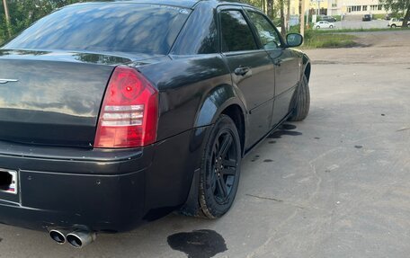 Chrysler 300C II, 2004 год, 760 000 рублей, 4 фотография
