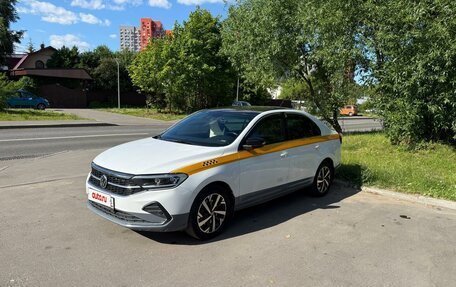 Volkswagen Polo VI (EU Market), 2021 год, 1 350 000 рублей, 2 фотография