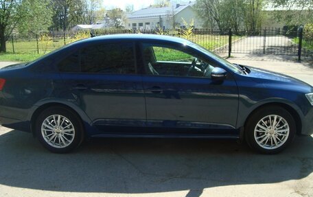 Volkswagen Jetta VI, 2012 год, 1 085 000 рублей, 7 фотография