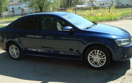 Volkswagen Jetta VI, 2012 год, 1 085 000 рублей, 6 фотография