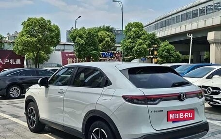Honda Vezel, 2023 год, 1 690 000 рублей, 4 фотография