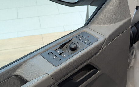 Volkswagen Transporter T6 рестайлинг, 2024 год, 8 790 000 рублей, 11 фотография