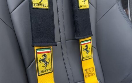 Ferrari Monza SP, 2022 год, 372 000 000 рублей, 15 фотография