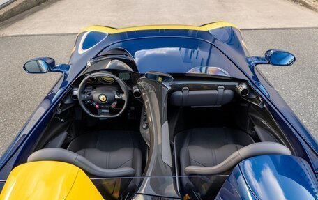 Ferrari Monza SP, 2022 год, 372 000 000 рублей, 37 фотография