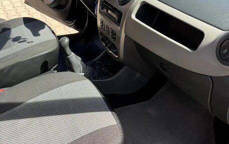 Renault Sandero I, 2013 год, 650 000 рублей, 11 фотография