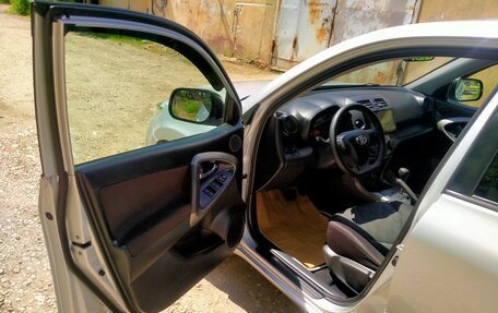 Toyota RAV4, 2011 год, 1 370 000 рублей, 7 фотография