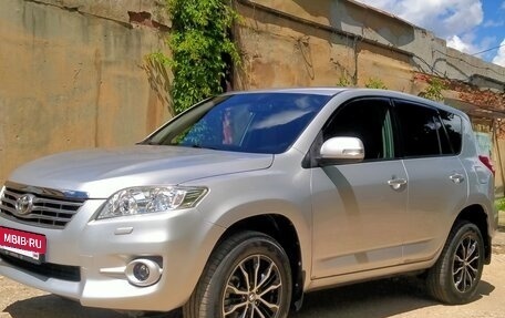 Toyota RAV4, 2011 год, 1 370 000 рублей, 4 фотография