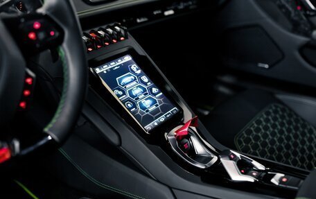 Lamborghini Huracán, 2020 год, 24 500 000 рублей, 13 фотография