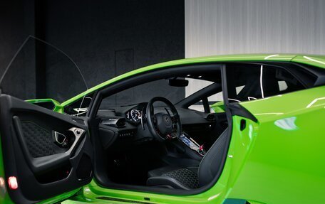 Lamborghini Huracán, 2020 год, 24 500 000 рублей, 8 фотография